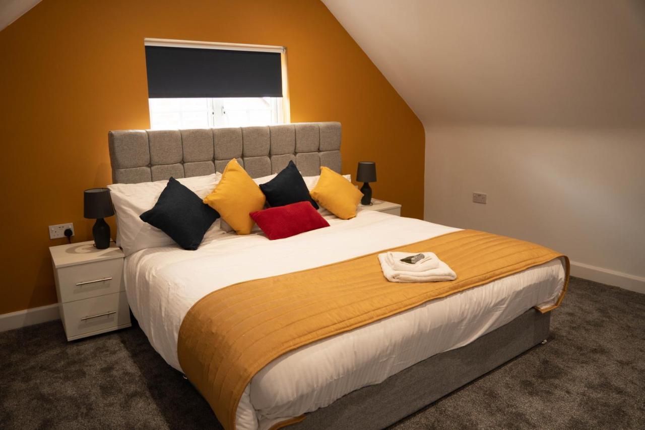 The Woodlands, Shortstay, Ideal For Families, Relocation, Contractors, Travel Stay Horley Zewnętrze zdjęcie