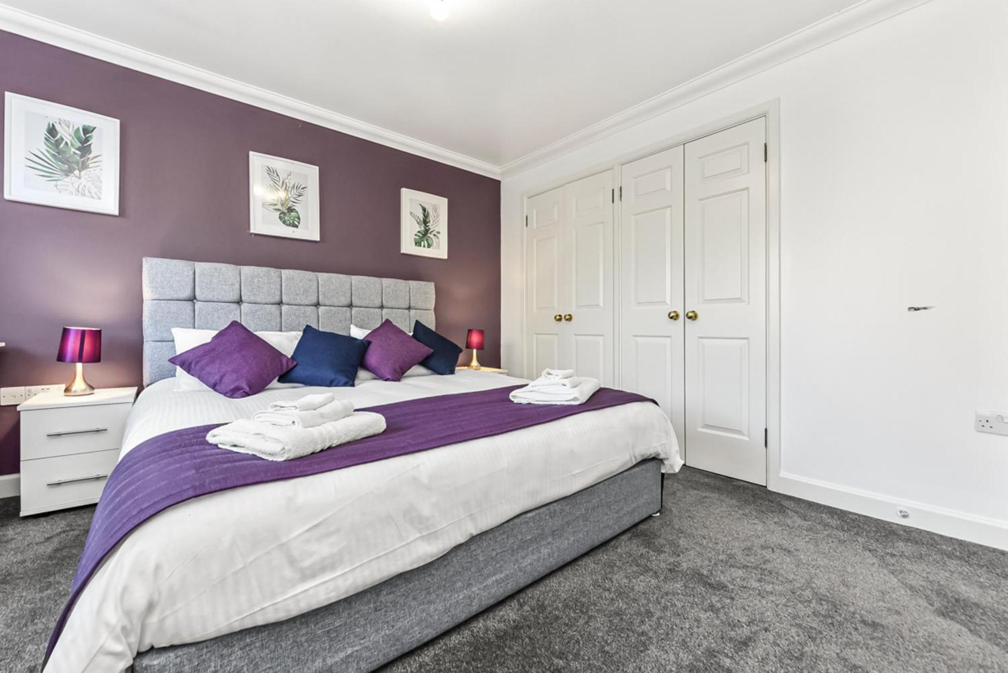 The Woodlands, Shortstay, Ideal For Families, Relocation, Contractors, Travel Stay Horley Zewnętrze zdjęcie